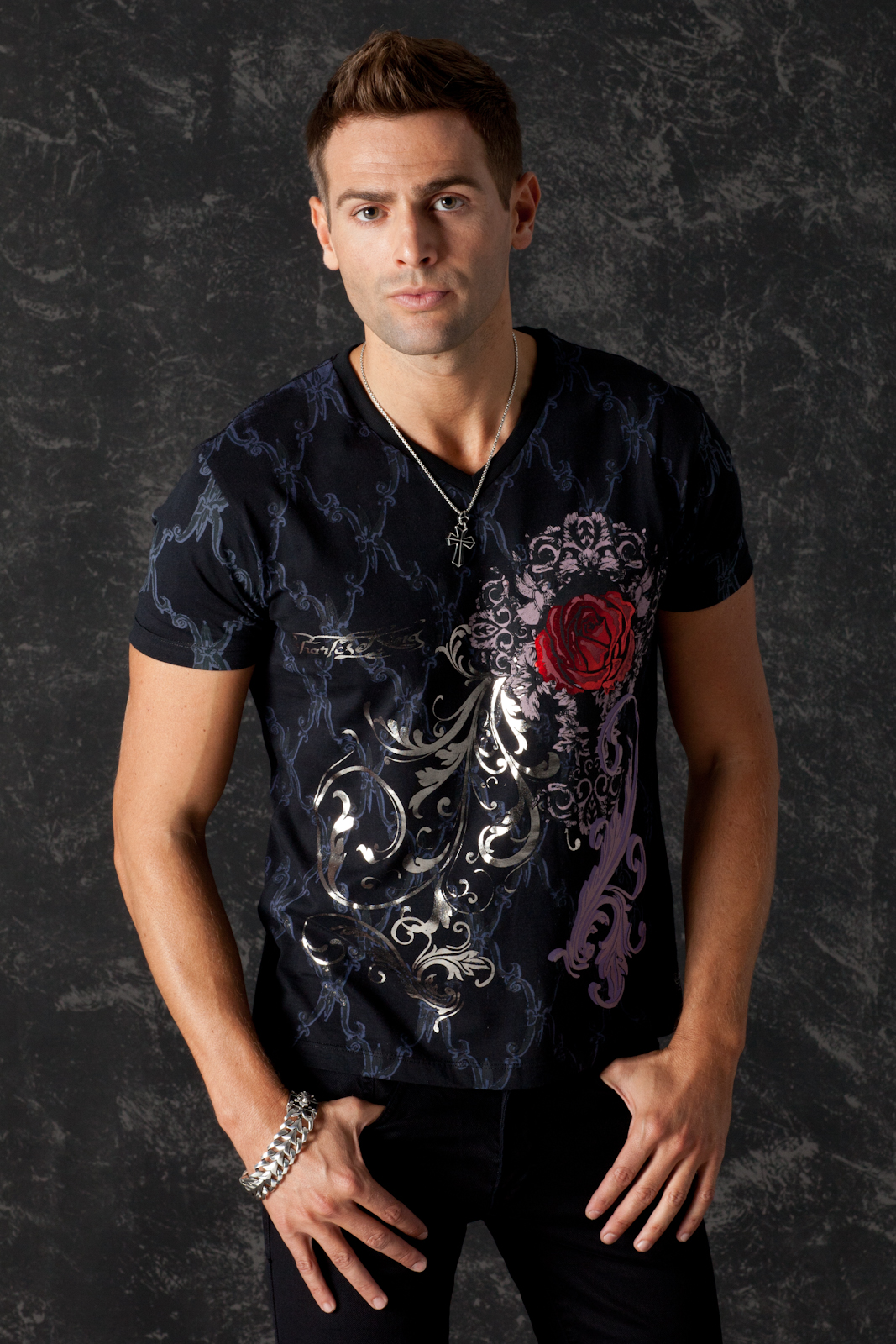 T-Shirt Guns & Roses Black, front view